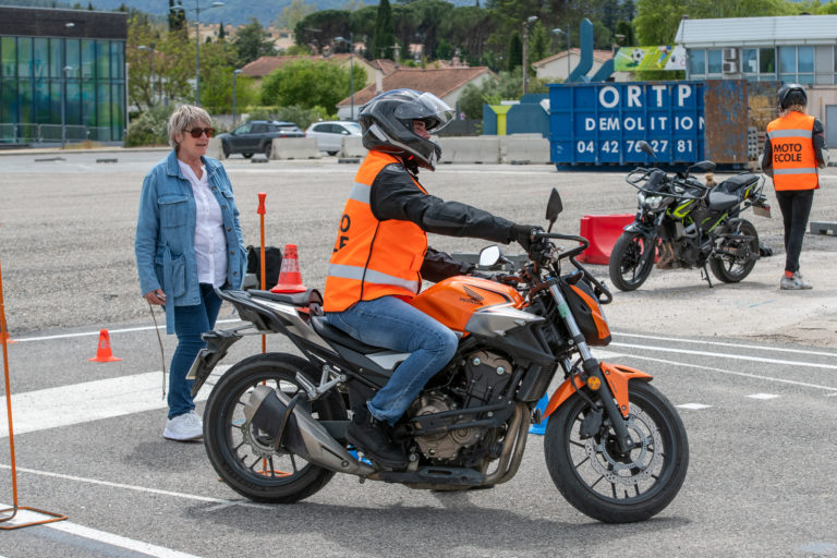 moto école Malélys à Garéoult dans le Var