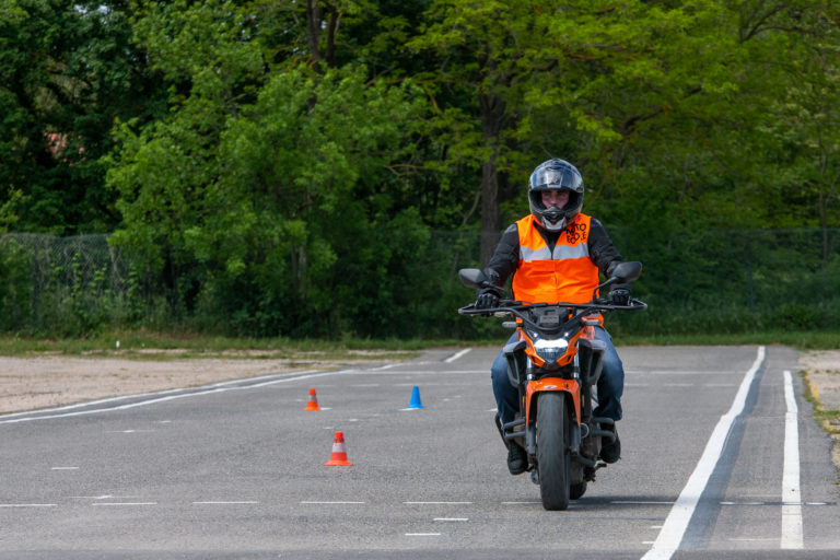 moto école Malélys à Garéoult dans le Var